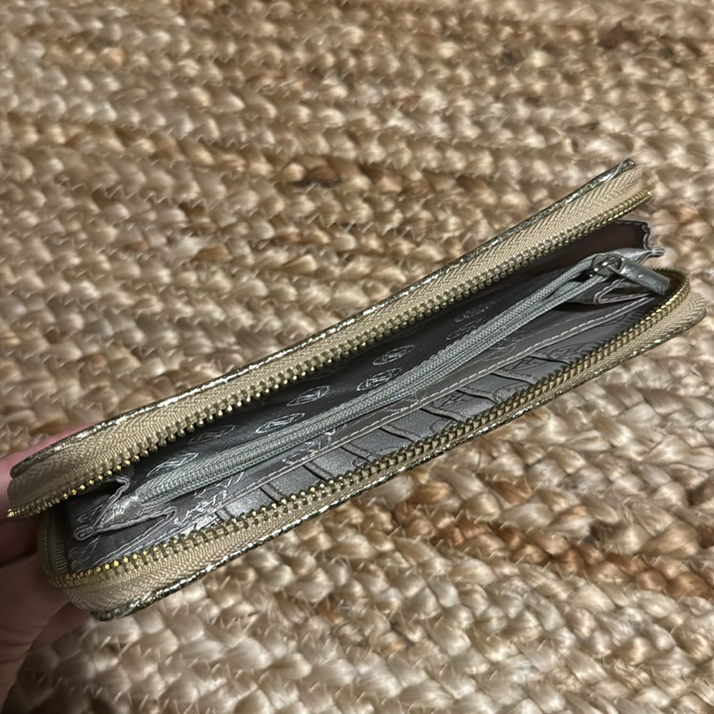 Gold wallet - Picture 3 of 3